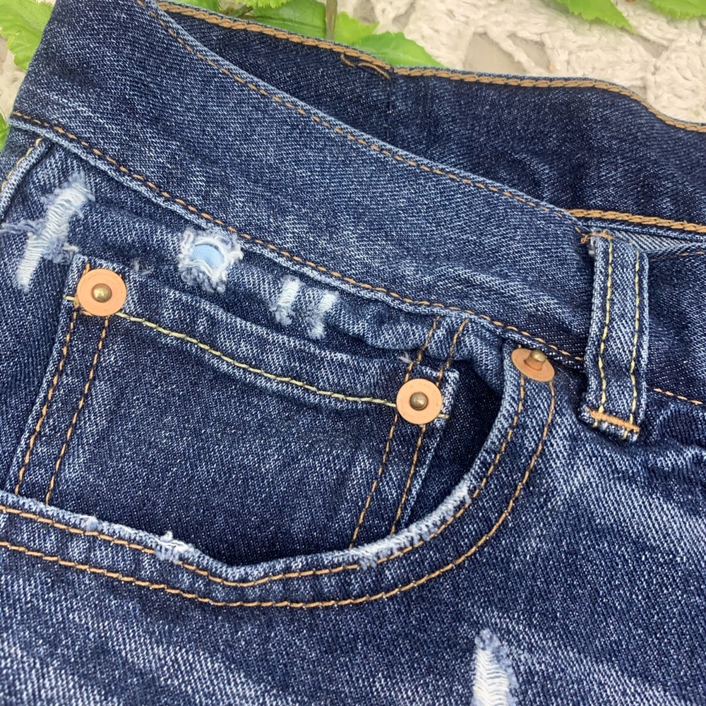 Urban Outfitters BDG Button Fly Distressed Shorts - Picture 5 of 11